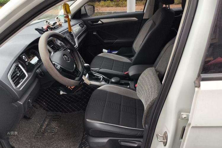 T-Roc 2018 #17 T-Roc 2018 car image #17