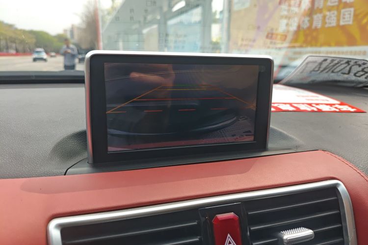 JAC 2018 #17 JAC 2018 car image #17