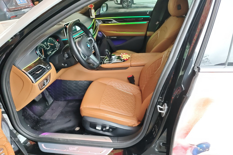 BMW 7 Series 2016 immagine di auto #17