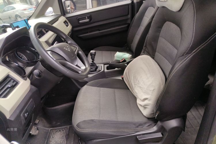 五菱汽车 五菱宏光PLUS 2020 汽车图片 #17