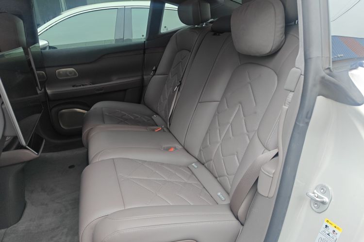 蔚来 蔚来ET7 2024 汽车图片 #17