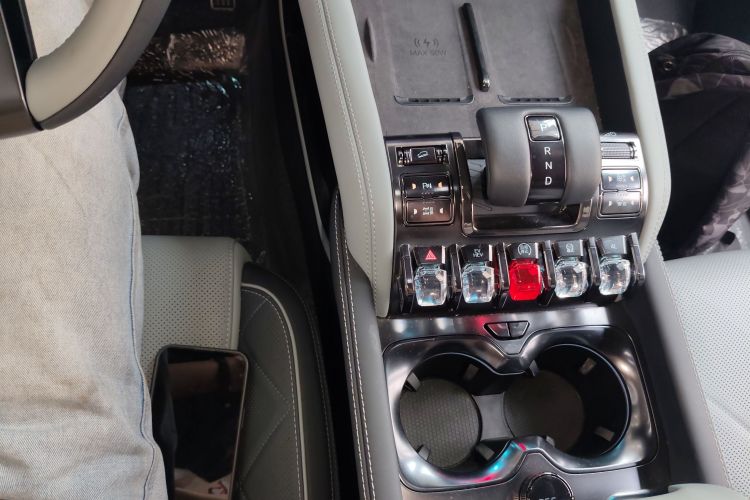 FangChengBao Leopard 5 2025 car image #17