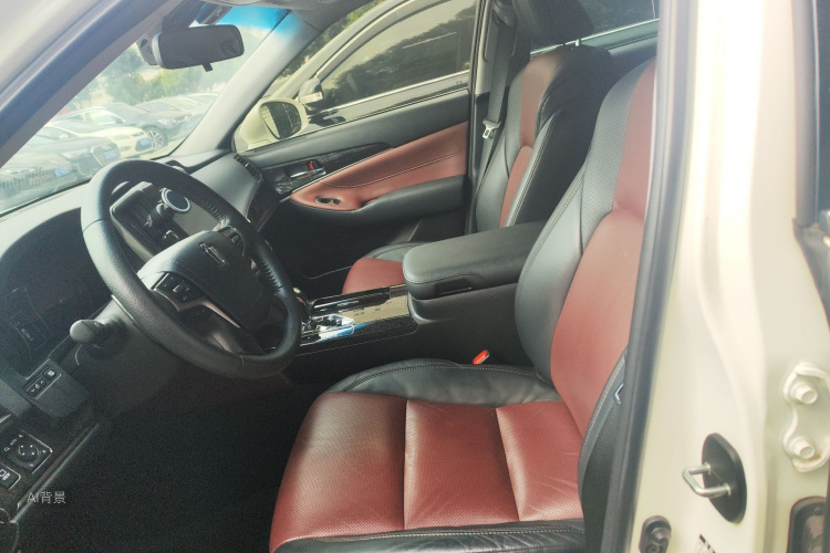 丰田 皇冠 2018 汽车图片 #17