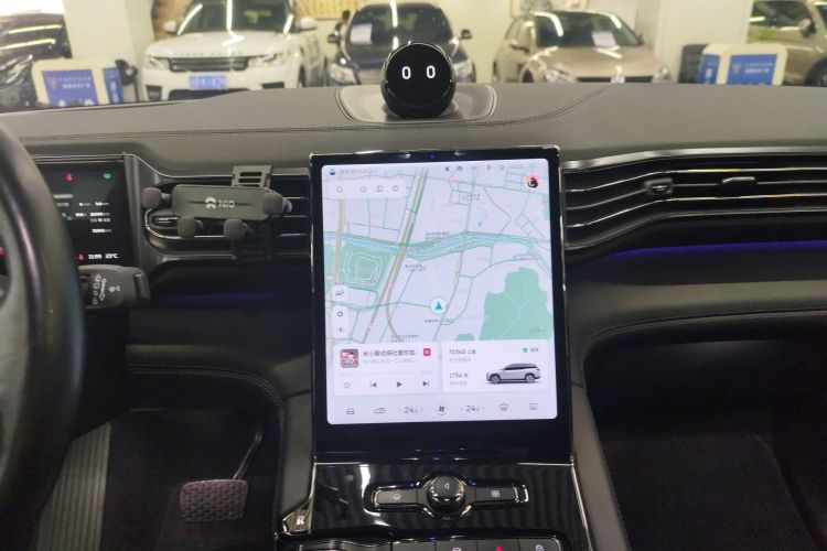 NIO ES8 2021 car image #17