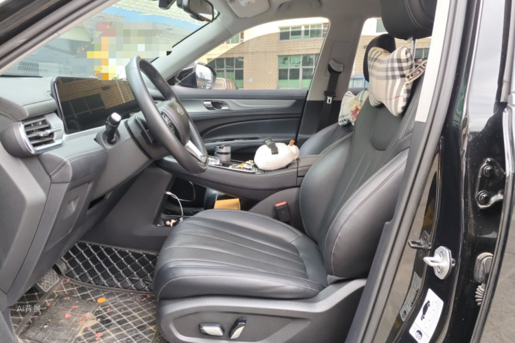 Ford 2023 car image #17