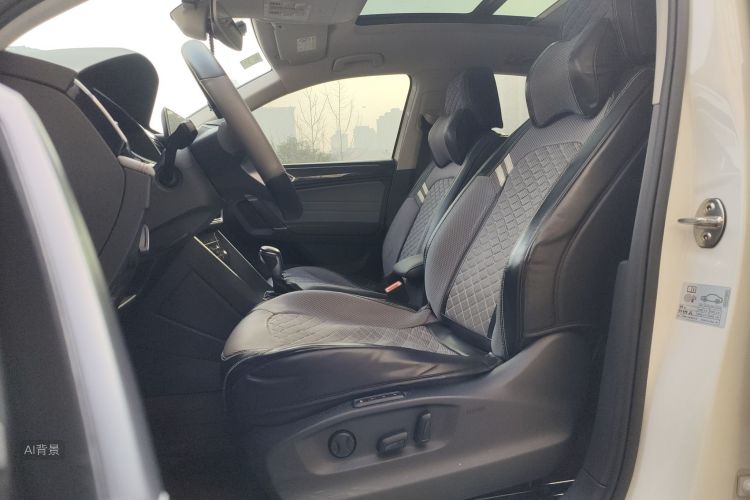 Volkswagen Tiguan X 2022 car image #17