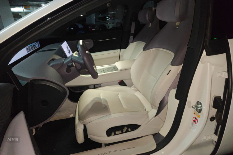 Avatr 12 2024 car image #17