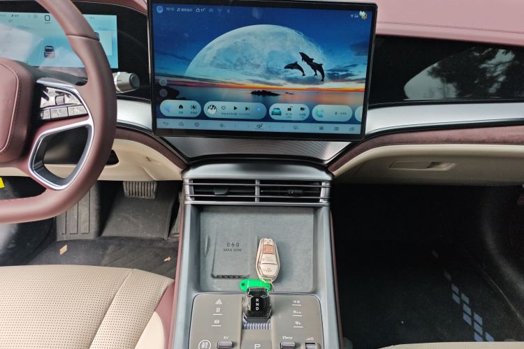 BYD Seal 07 DM-i 2024 صورة سيارة #17