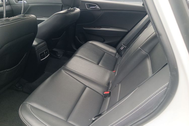 Hyundai Mistra 2016 #17 Hyundai Mistra 2016 car image #17