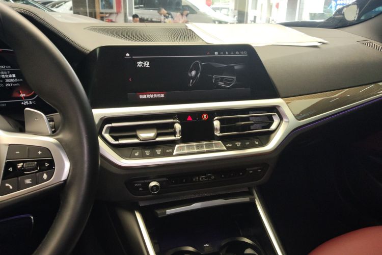 BMW 4 Series 2023 car image #17