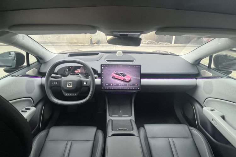 极氪 极氪007 2024 汽车图片 #17