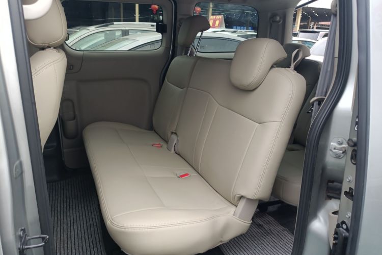 日产 日产NV200 2018 汽车图片 #17