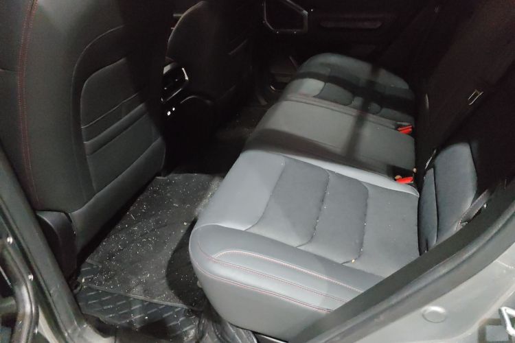 Jetour Traveller 2024 car image #17