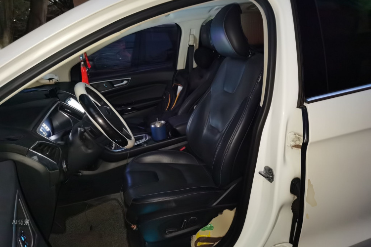 Ford Edge 2018 car image #17