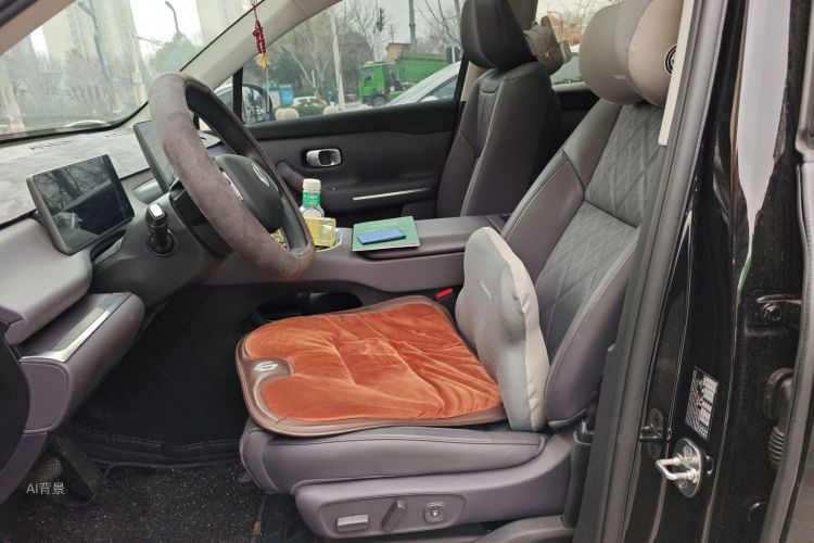 零跑汽车 零跑C16 2025 汽车图片 #17