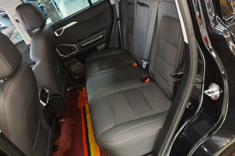 Jetour Traveller 2023 car image #17