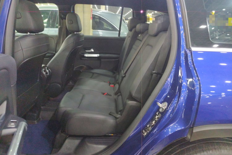 Mercedes-Benz GLB Class 2020 car image #17