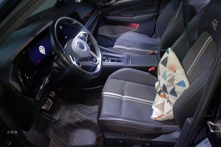 Volkswagen Golf 2021 car image #17