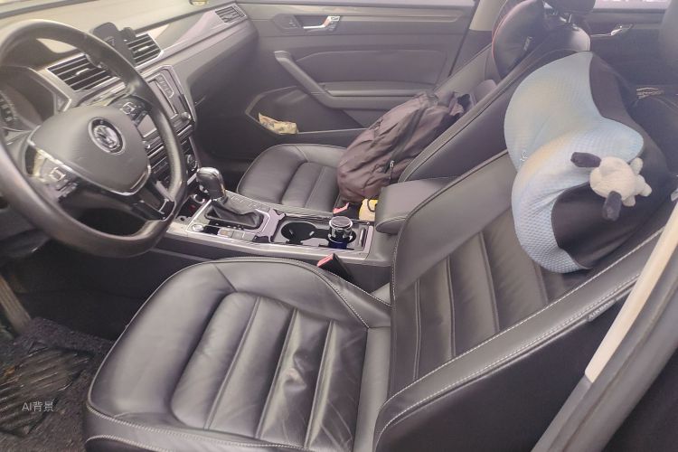 Volkswagen Passat 2017 car image #17