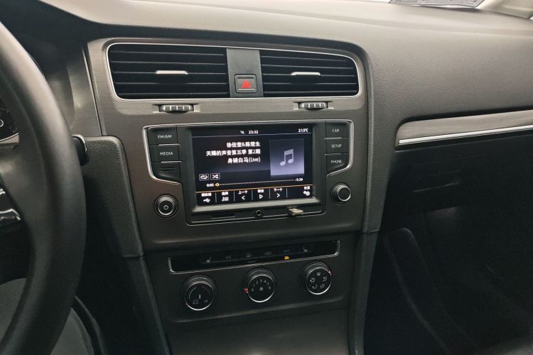 Volkswagen Golf 2017 #17 Volkswagen Golf 2017 car image #17