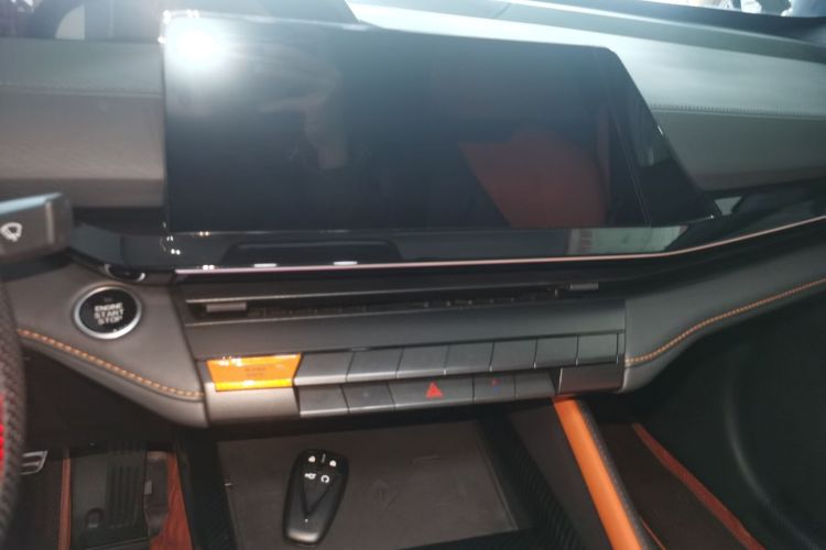 Changan UNI-V 2023 immagine di auto #17