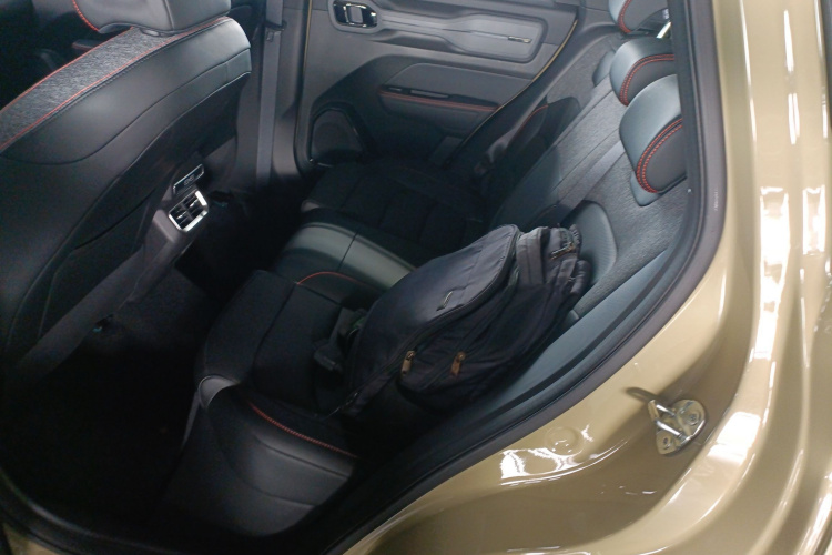 GEELY Cowboy 2026 car image #17