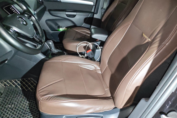 Volkswagen Sharan 2018 car image #17