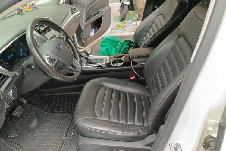 Ford Mondeo 2015 car image #17