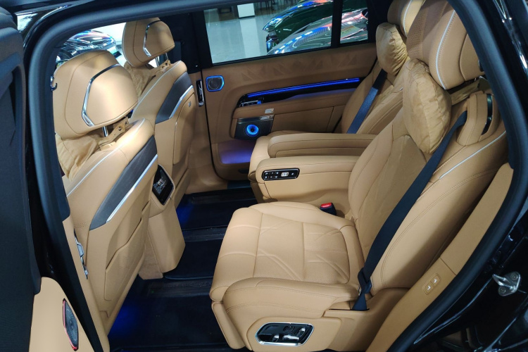 Zeekr 9X 2026 car image #17