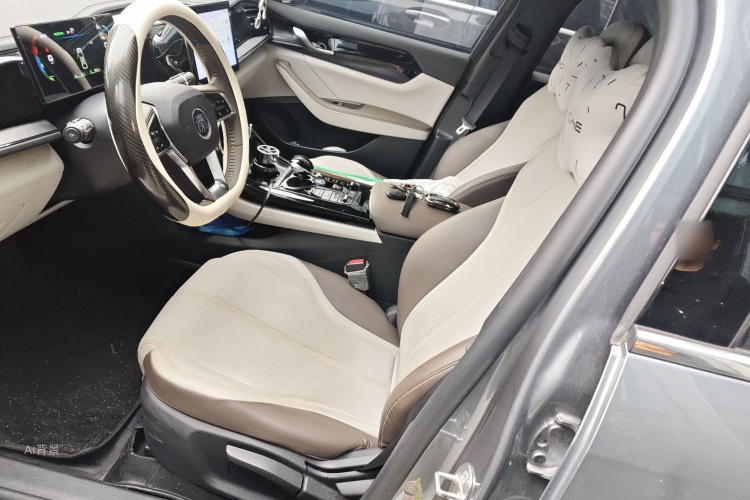 BYD Qin Plus 2024 صورة سيارة #17