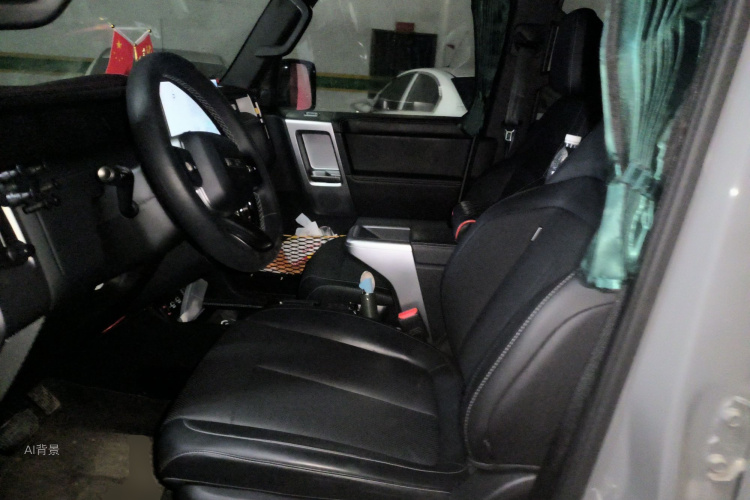 2025 car image #17