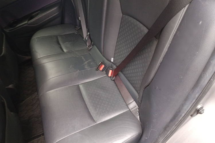 Toyota Izoa E 2021 imagen de coche #17