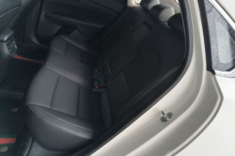 起亚 起亚K3 2020 汽车图片 #17