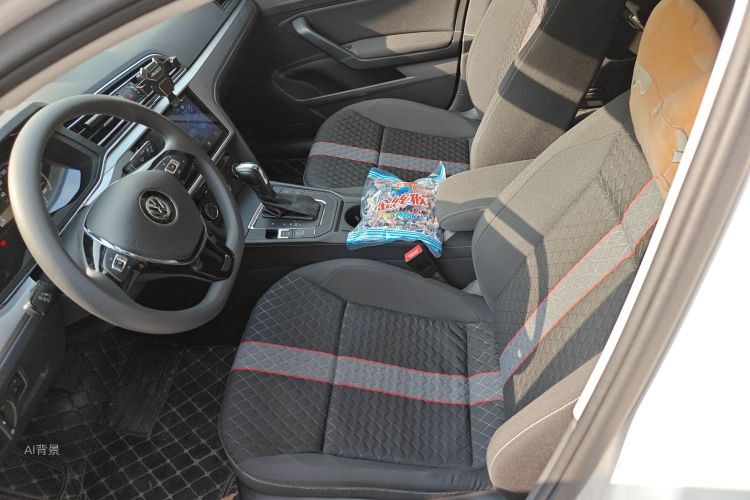 Volkswagen Lamando 2019 car image #17