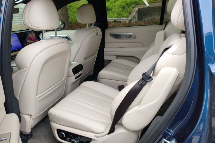 Deepal S09 2025 imagen de coche #17