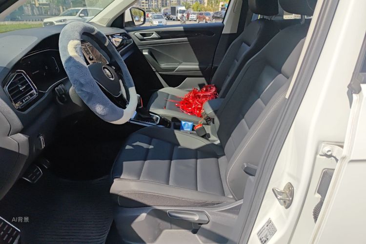 T-Roc 2020 car image #17