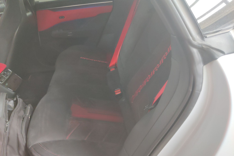 极氪 极氪001 FR 2023 汽车图片 #17