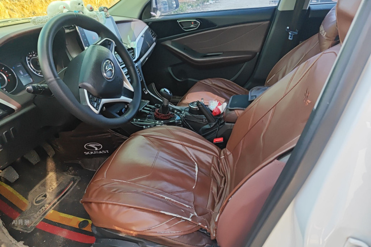 Soueast A5 Wing Dance 2018 car image #17