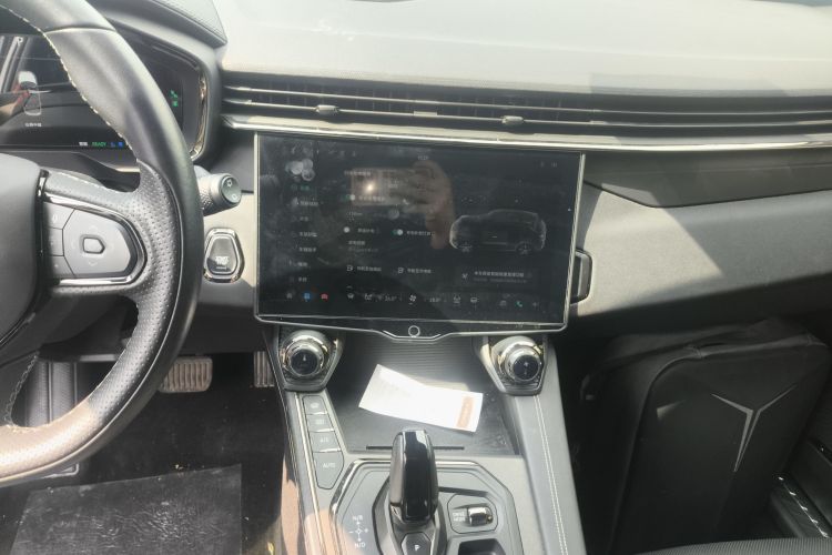 Lynk & Co 01 EM-P 2022 car image #17