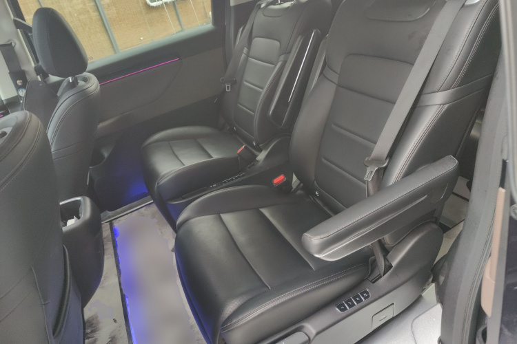 GAC Trumpchi E8 New Energy 2024 car image #17