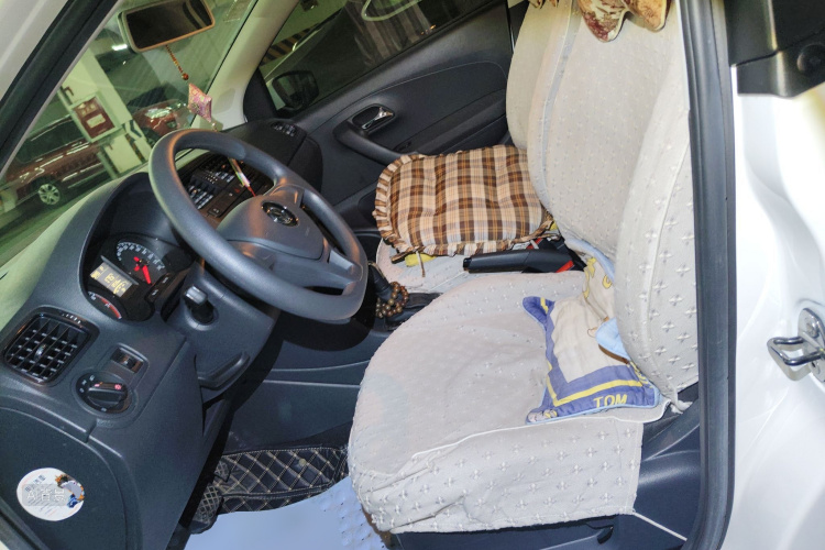 Polo 2019 car image #17