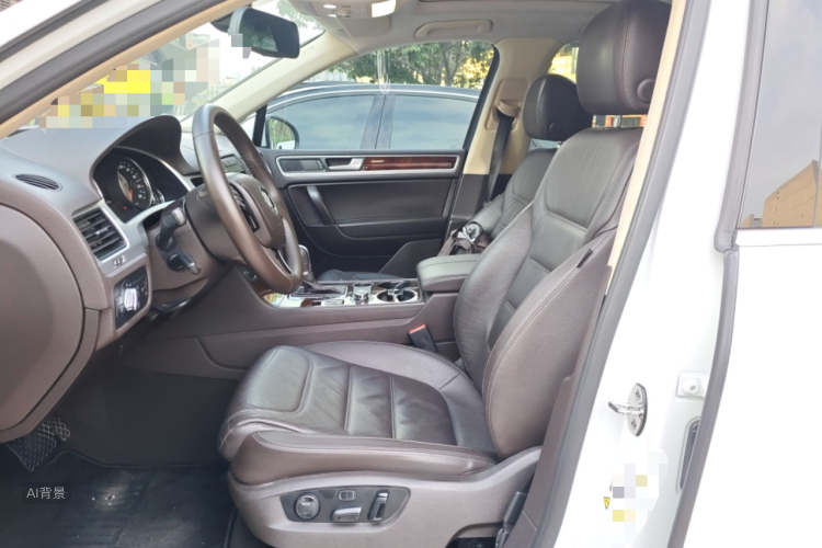 Volkswagen Touareg 2015 car image #17