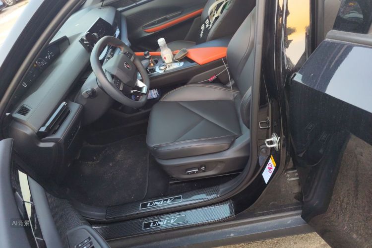 Changan UNI-V iDD 2023 imagem de carro #17