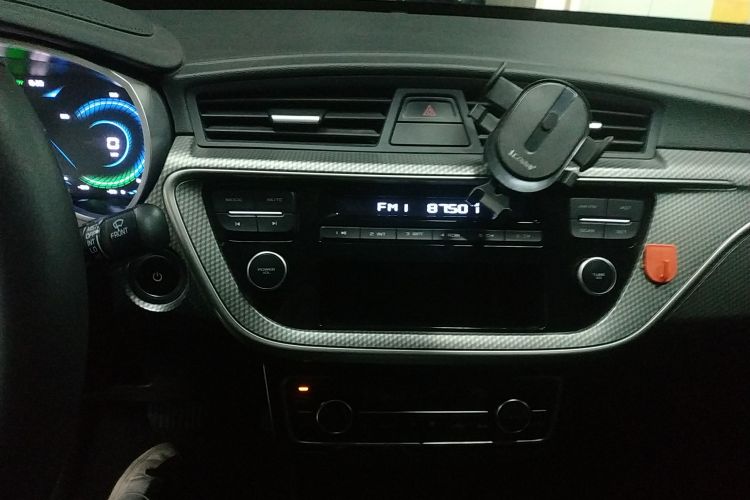 睿蓝汽车 枫叶60s 2025 汽车图片 #17