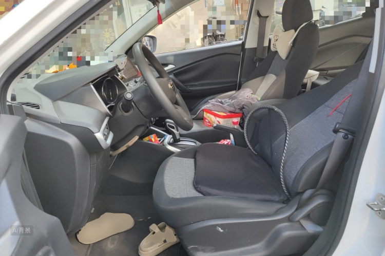 Chevrolet Tracker 2020 imagen de coche #17