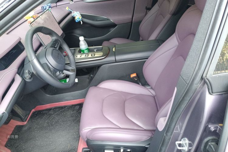 MI SU7 2025 car image #17