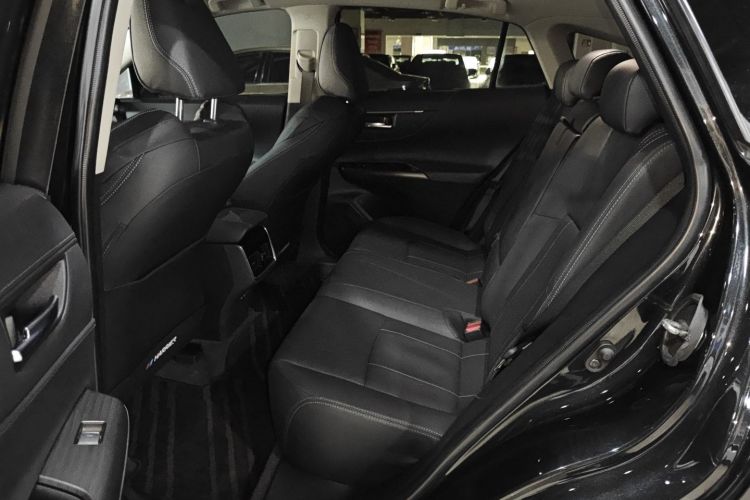 Toyota Harrier 2023 car image #17