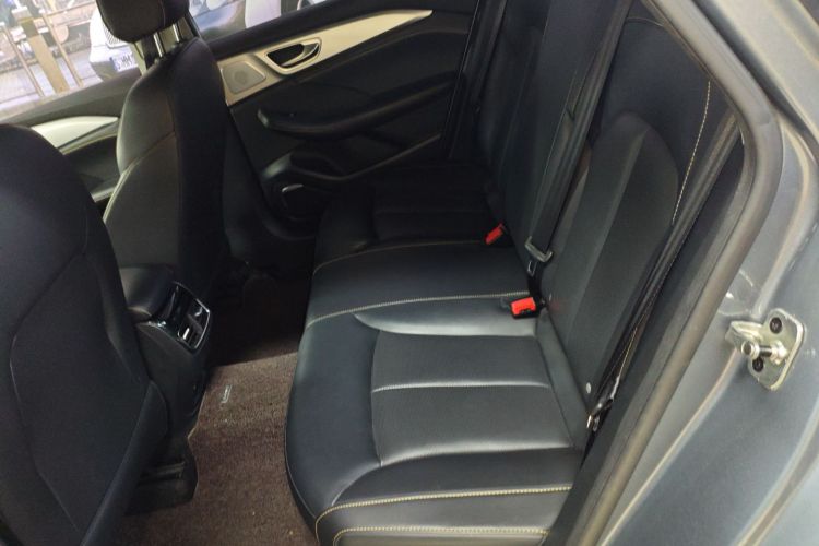 Roewe i6 MAX New Energy 2022 imagen de coche #17