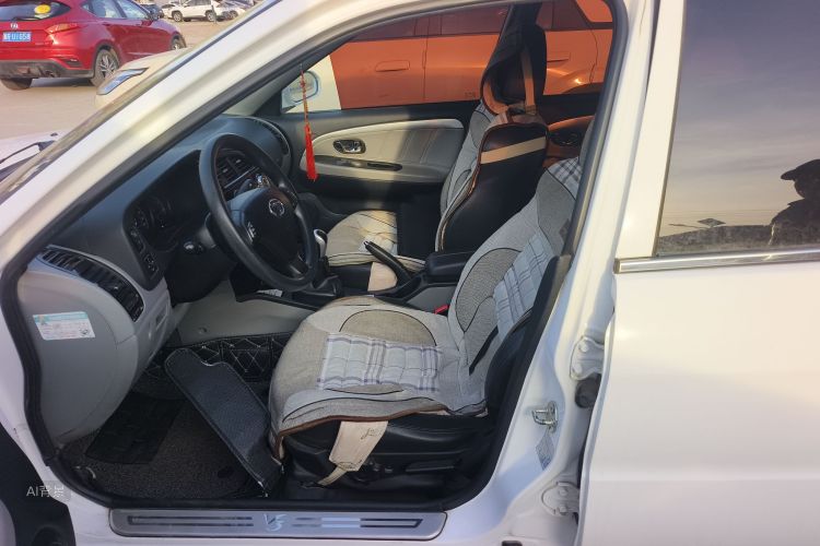 东南 V3菱悦 2014 汽车图片 #17