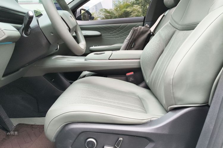 Deepal S07 2024 immagine di auto #17